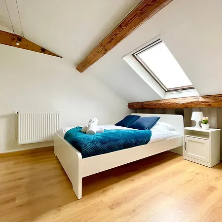 Bngo I Le Spacieux I 9 Personnes, Climatisation, Parking Gratuit, 3 Chambres, 6 Lits, Gare Partdieu, Centre De