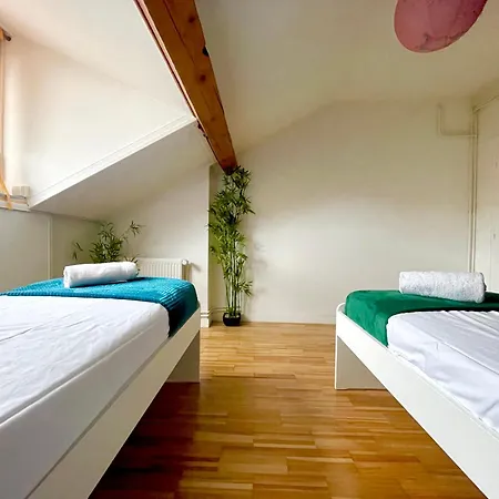 아파트 Bngo I Le Spacieux I 9 Personnes, Climatisation, Parking Gratuit, 3 Chambres, 6 Lits, Gare Partdieu, Centre De