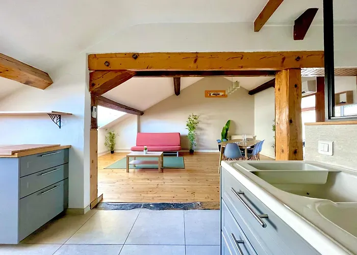 Bngo I Le Spacieux I 9 Personnes, Climatisation, Parking Gratuit, 3 Chambres, 6 Lits, Gare Partdieu, Centre De